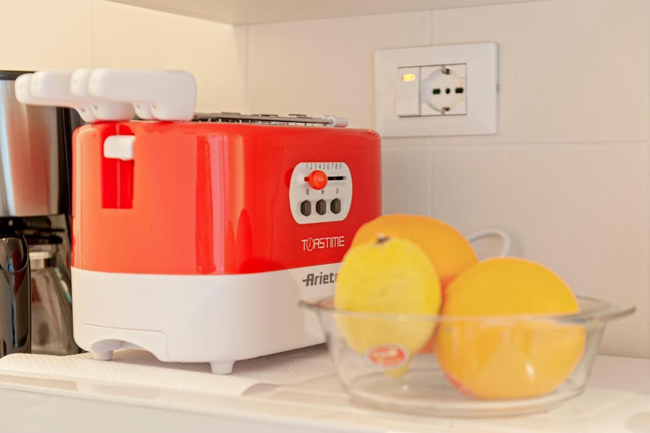 L'Angolo Di Grace Apartment Livorno Ngoại thất bức ảnh