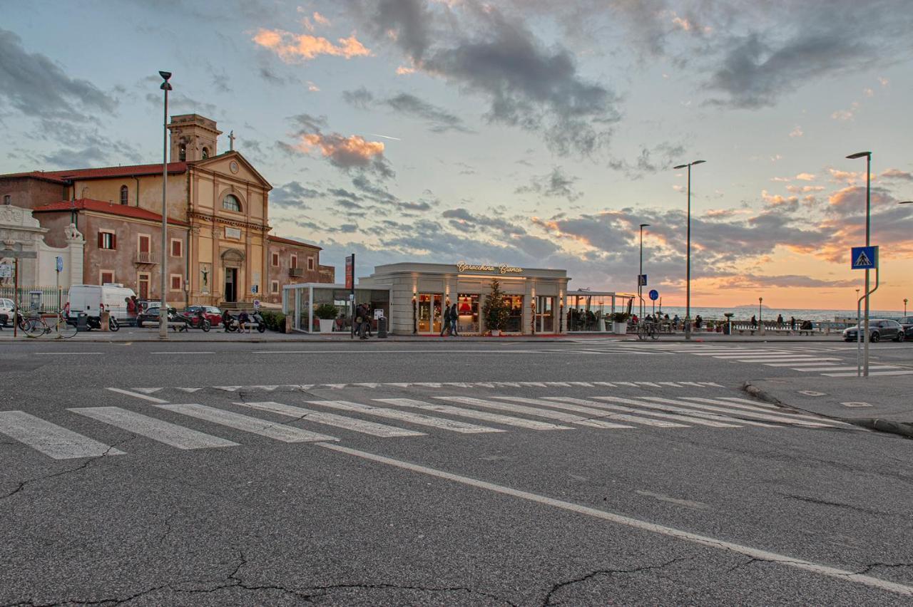 L'Angolo Di Grace Apartment Livorno Ngoại thất bức ảnh